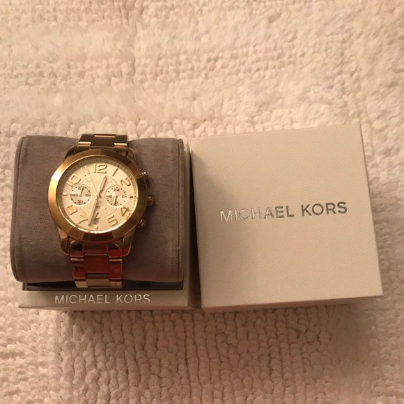 Michael Kors Gold Watch - Picture 2 of 4